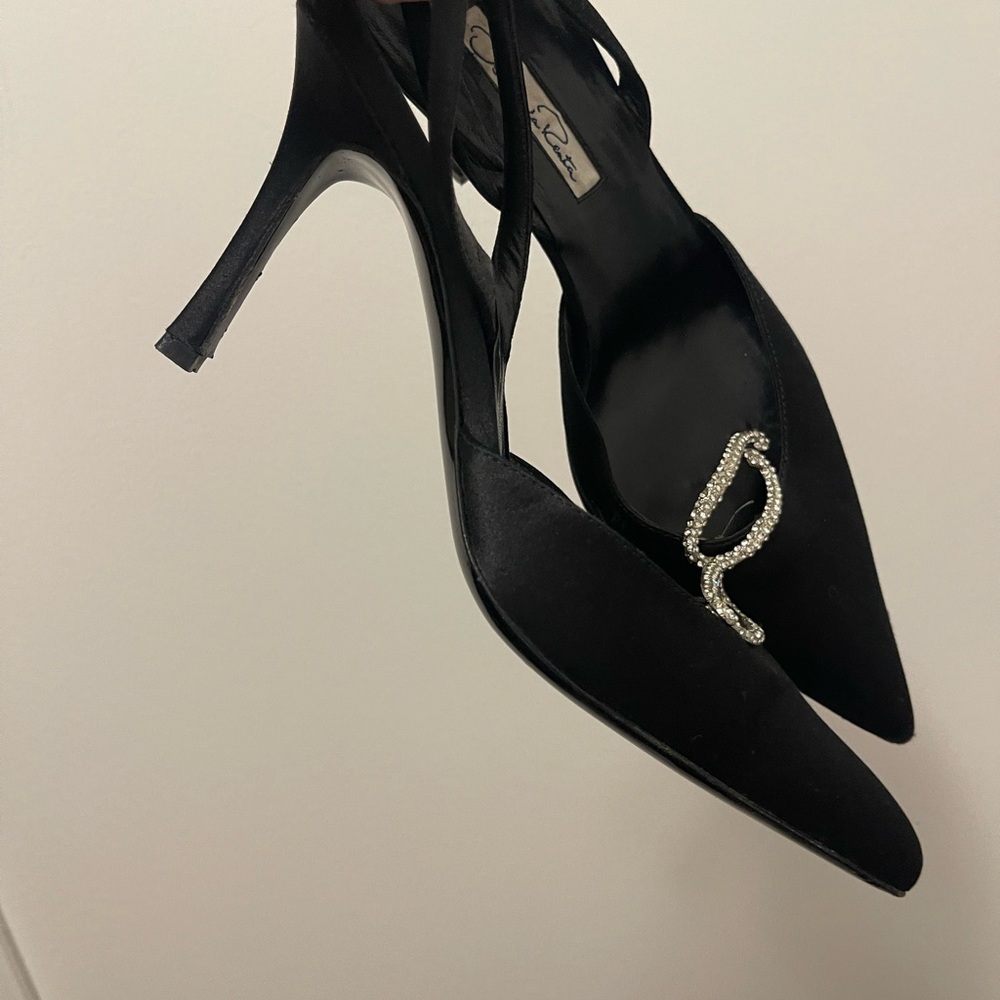Oscar de la Renta Black Pointed Toe Slingback Heels with Crystal Oval Accent - Picture 2 of 7